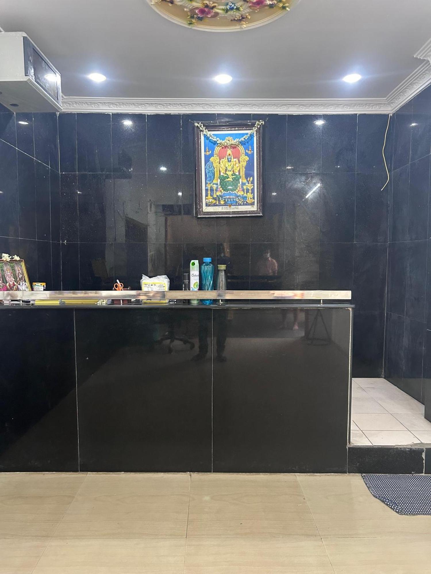 Gsd Inn Guest House Puducherry Buitenkant foto