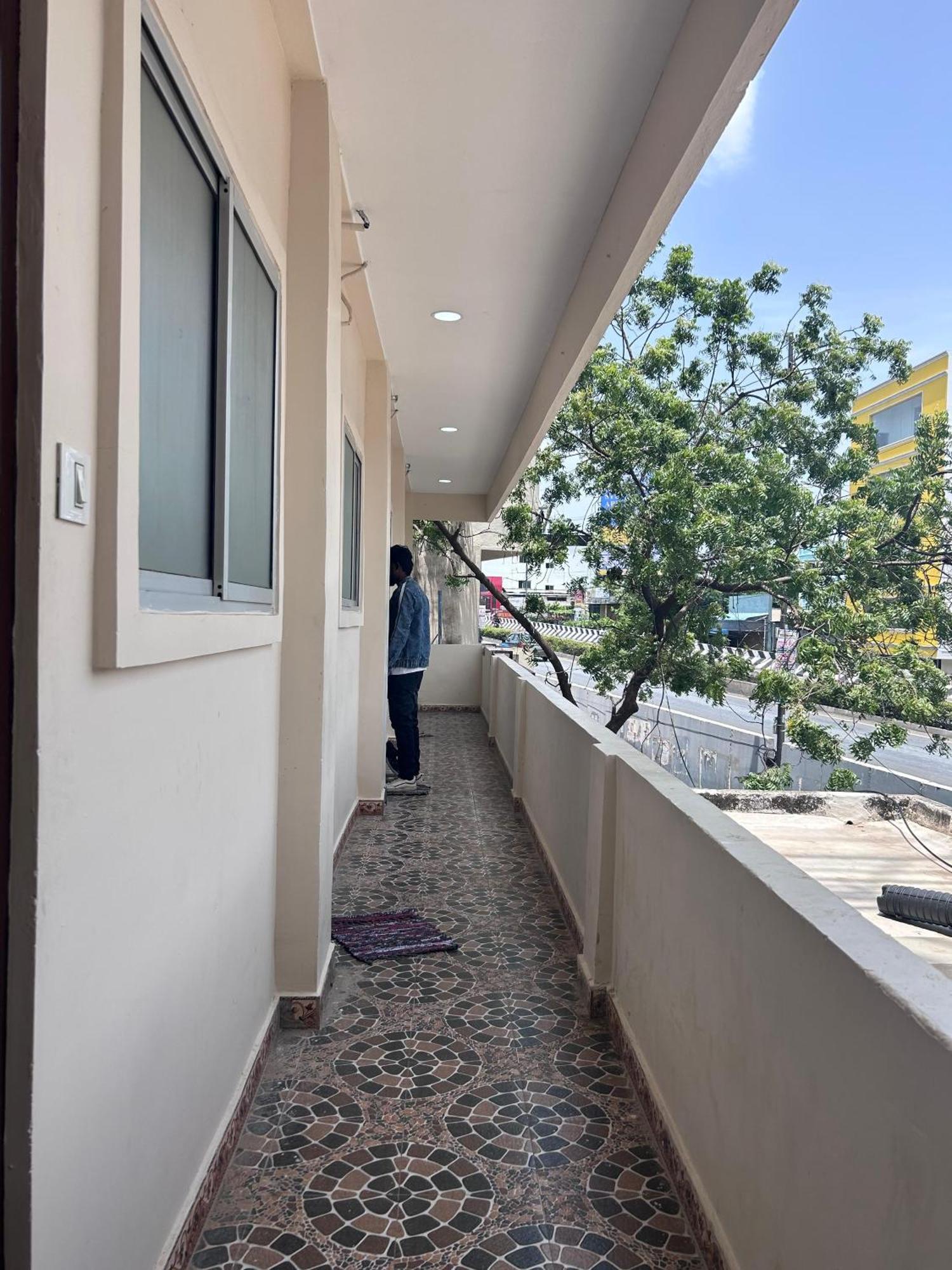 Gsd Inn Guest House Puducherry Buitenkant foto